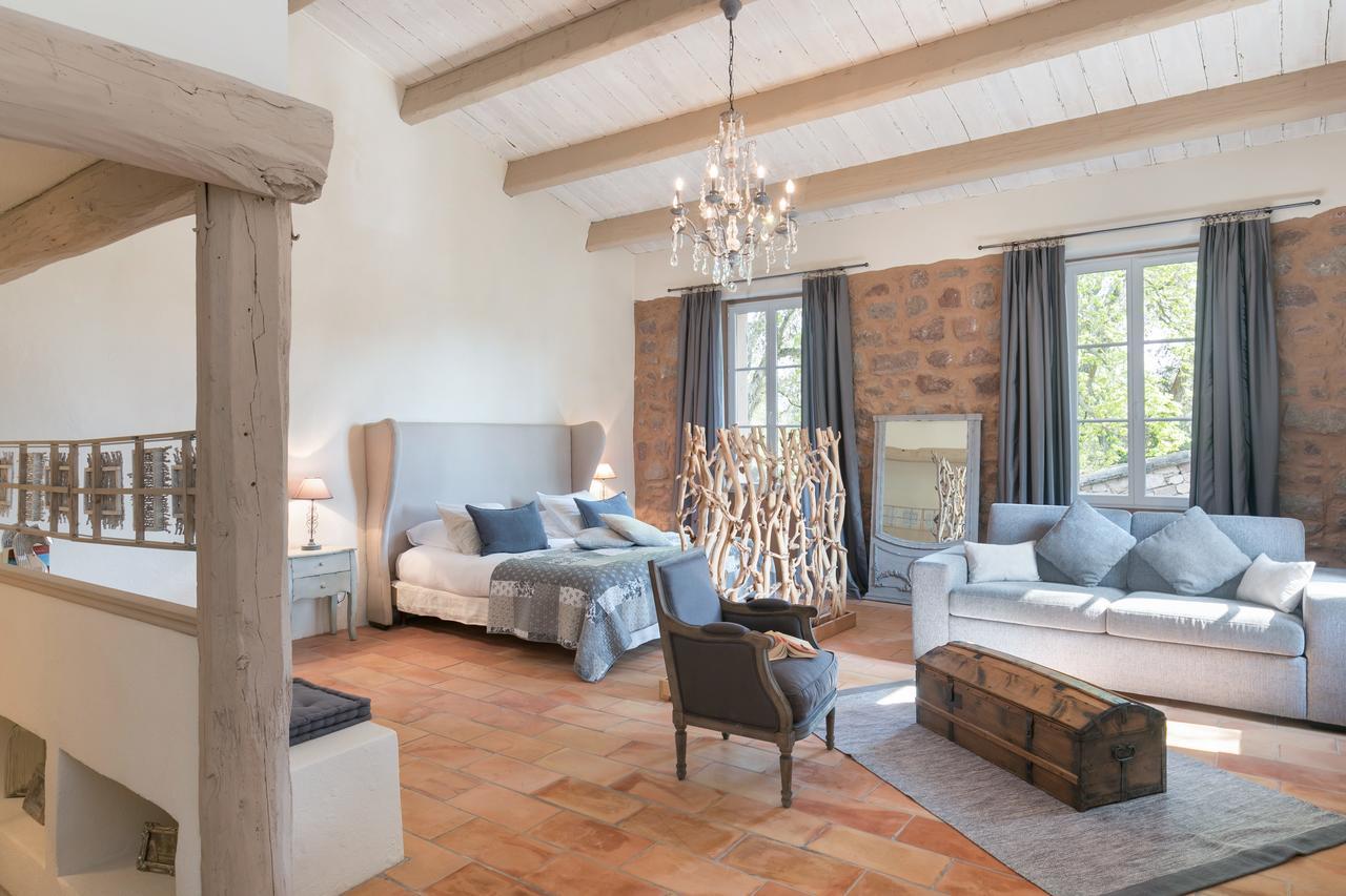 Chateau Des Bertrands Le Cannet des Maures Bagian luar foto